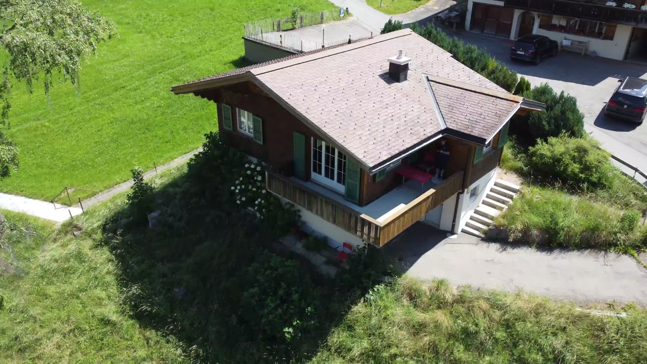 Vorschaubild: Drohnenvideo 2 von Chalet Sylvestre